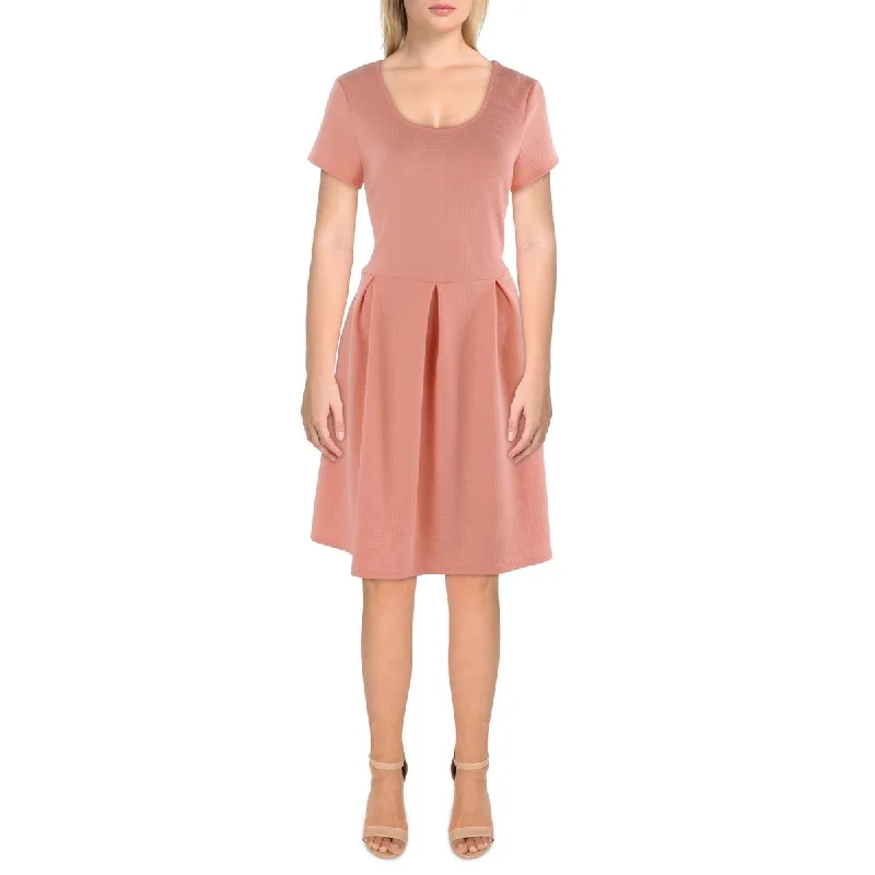 Plus Womens Pleated Cap Sleeve Midi Dress