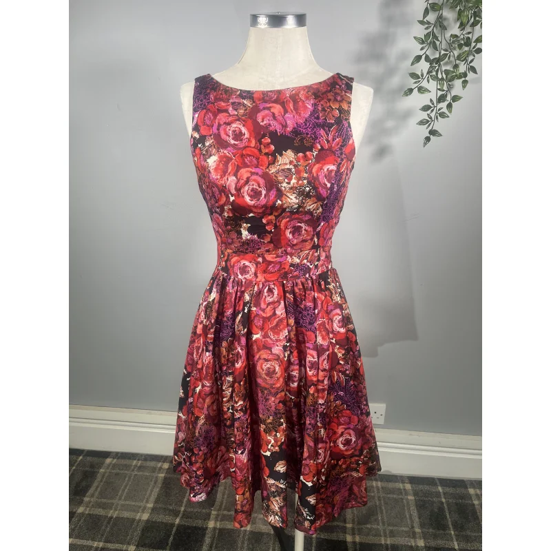 Tea Dress - Red Rose Galore (12)